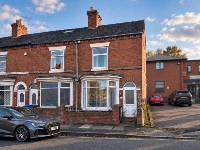 4 bed house to rent
