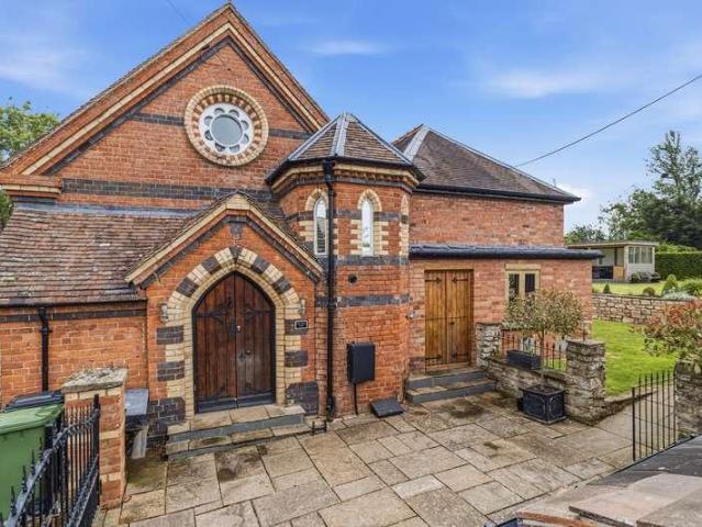 4 bed house to rent