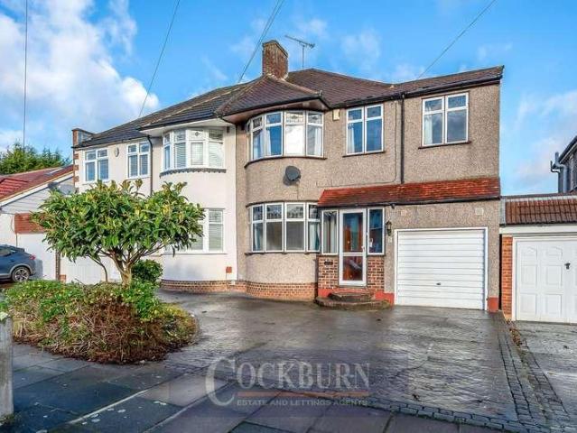 4 bed house to rent