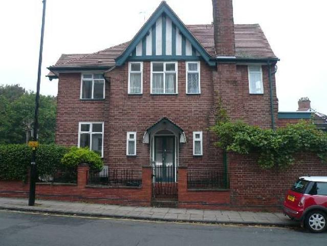 4 Bed House. All Rooms Available