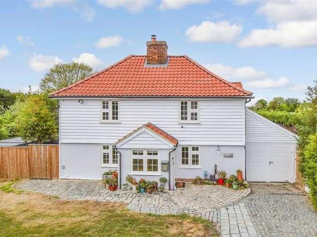 4 bed house for sale