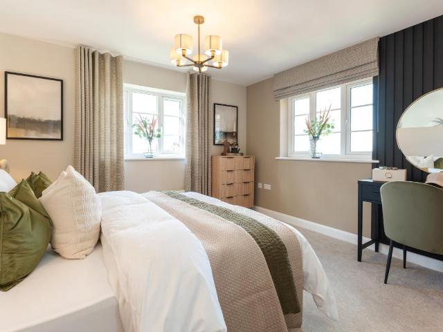 4 bed house for sale