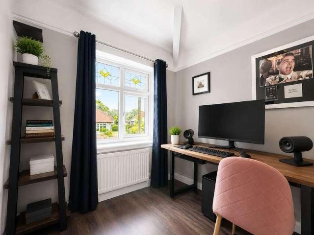 4 bed house for sale