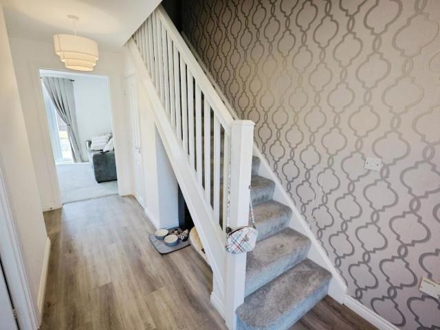 4 bed house for sale