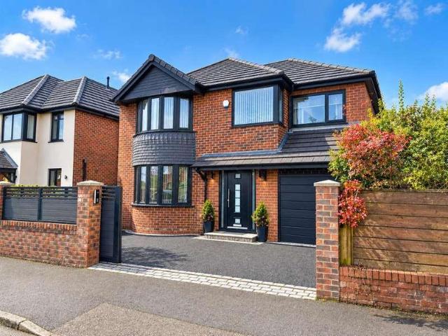 4 bed house for sale