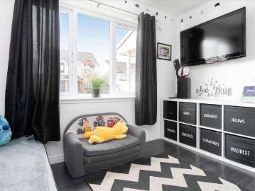 4 bed house for sale