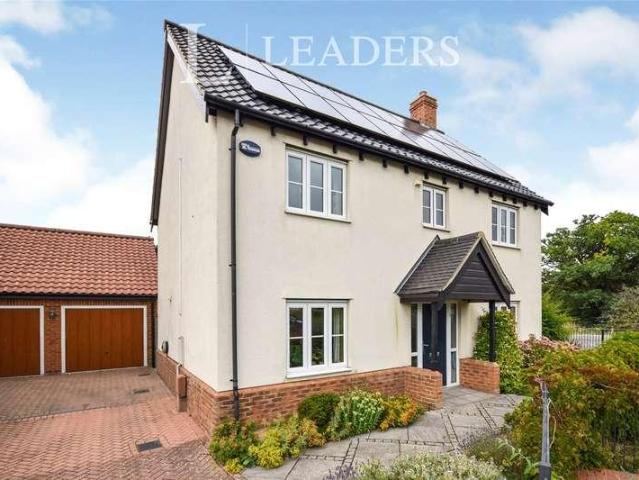 4 bed house for sale