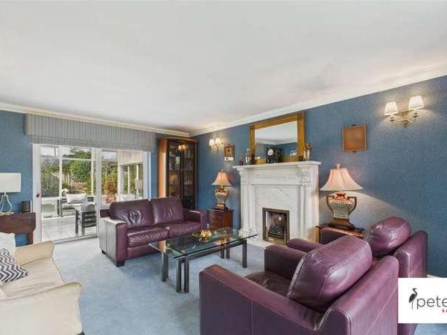 4 bed house for sale