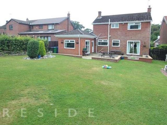 4 bed house for sale