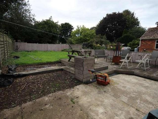 4 bed house for sale