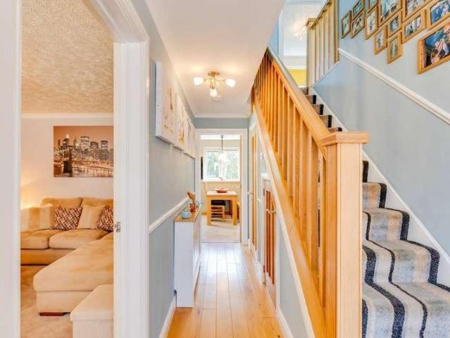 4 bed house for sale