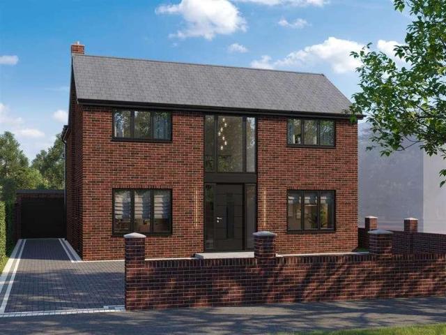 4 bed house for sale