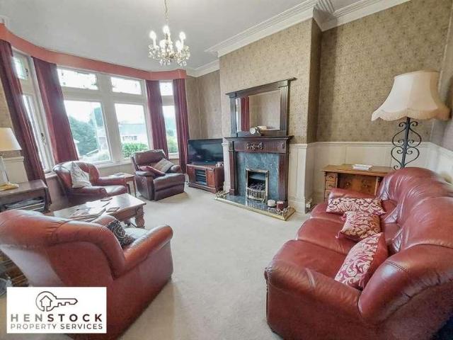 4 bed house for sale