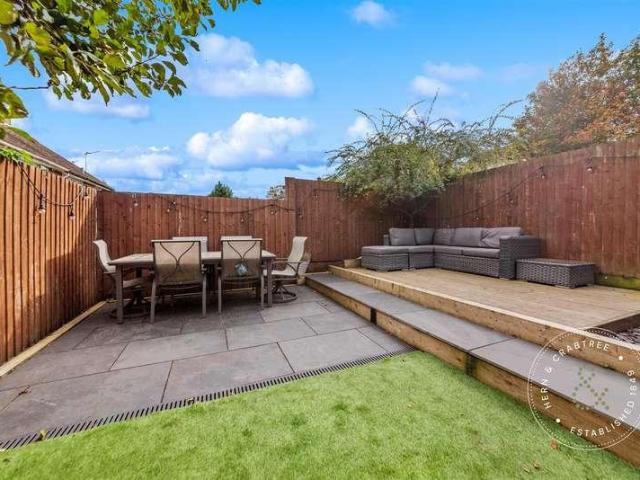 4 bed house for sale