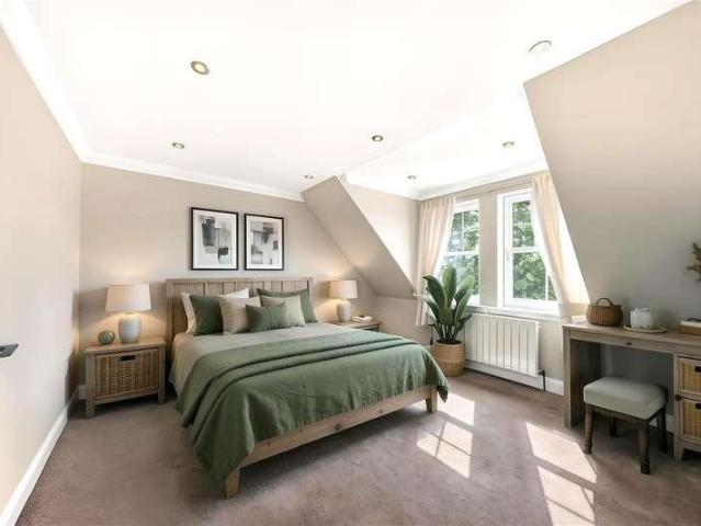 4 bed house for sale