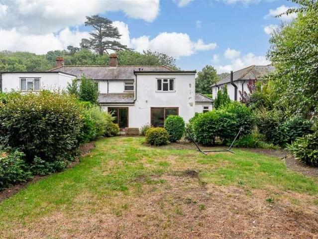 4 bed house for sale