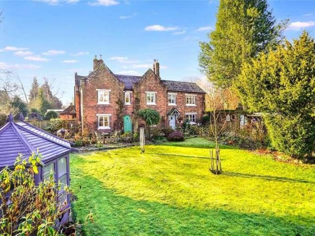 4 bed house for sale