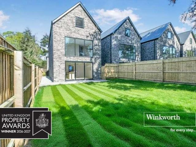 4 bed house for sale