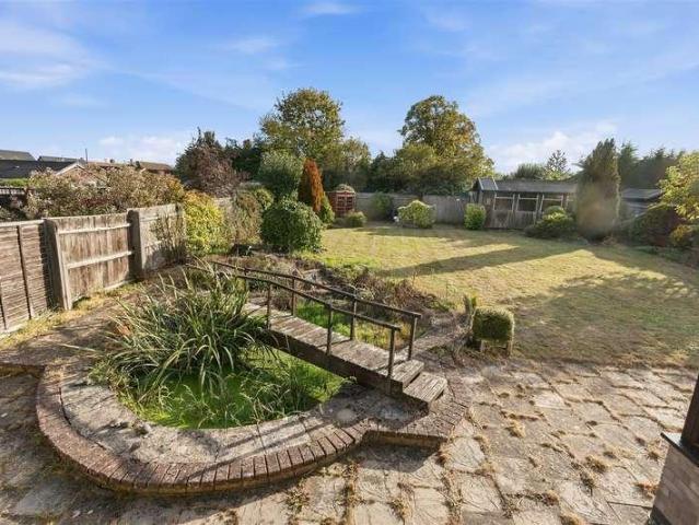4 bed house for sale
