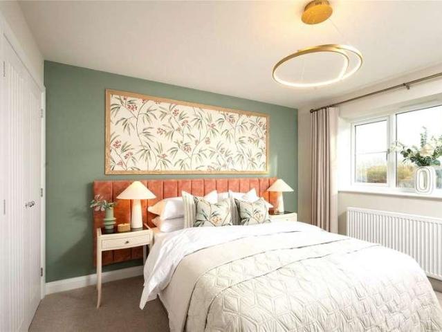4 bed house for sale