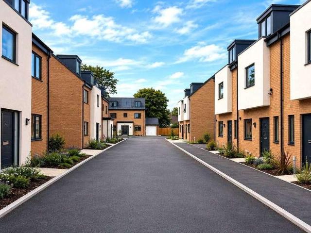 4 bed house for sale