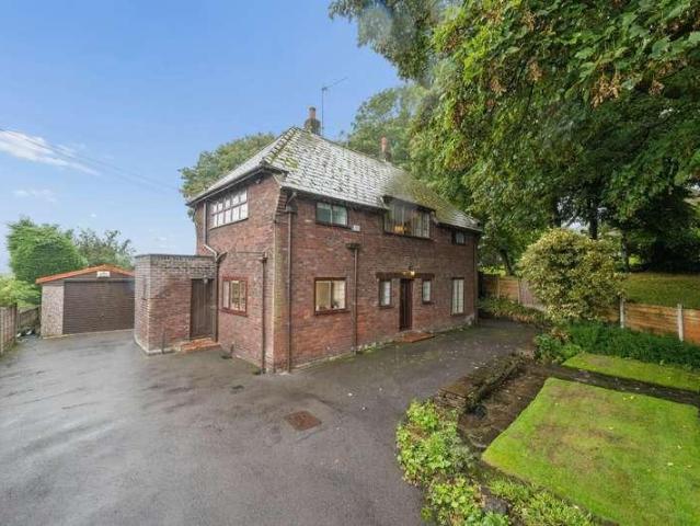 4 bed house for sale