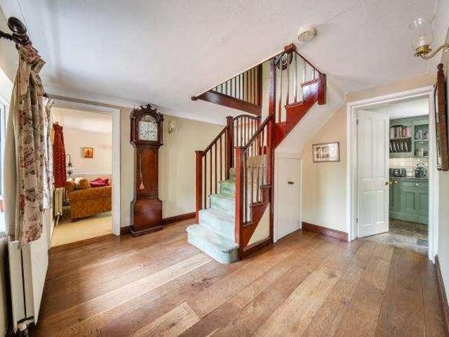 4 bed house for sale