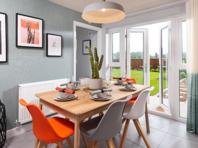 4 bed house for sale