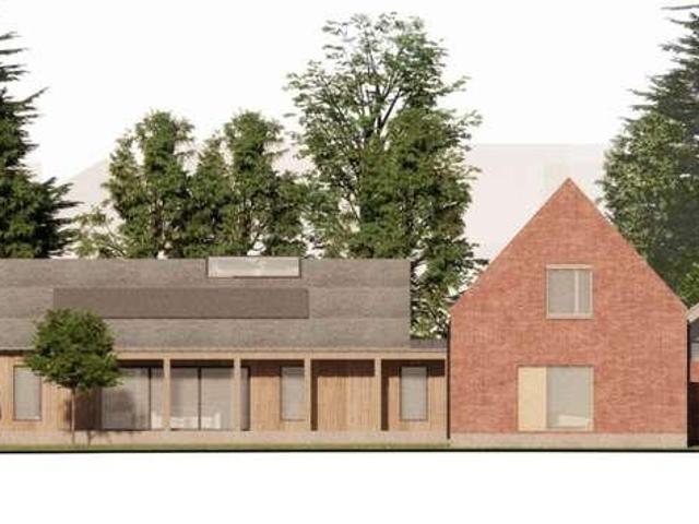 4 bed house for sale