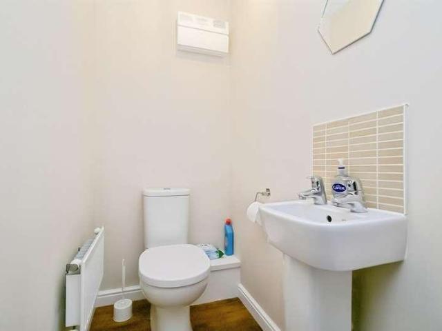 3 bed house for sale