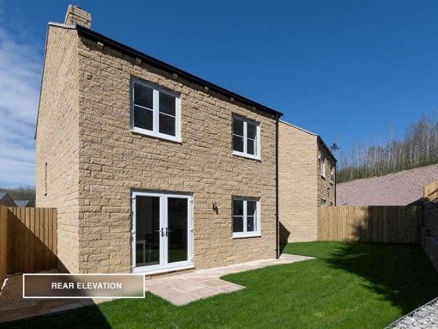 4 bed house for sale