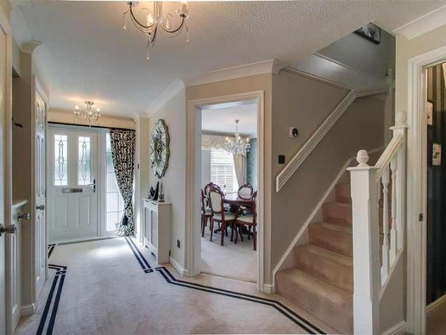 4 bed house for sale
