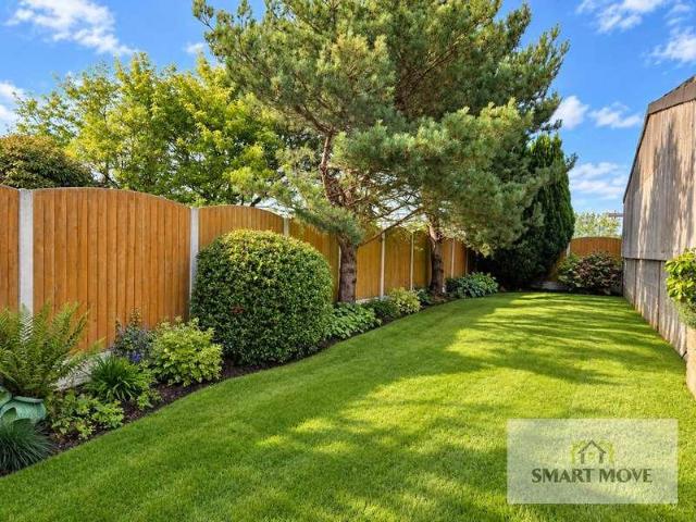 4 bed house for sale