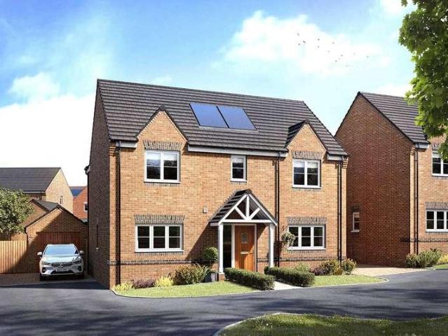 4 bed house for sale