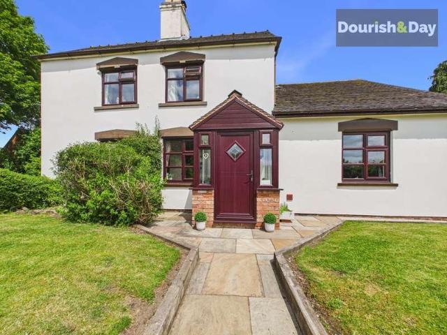 4 bed house for sale