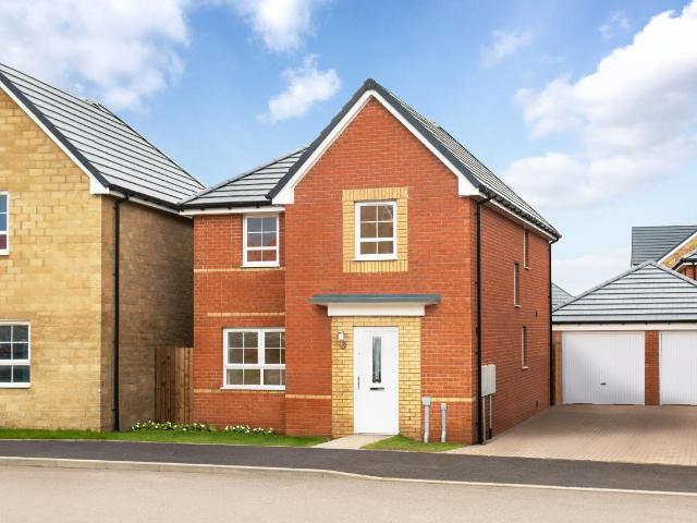 4 bed house for sale