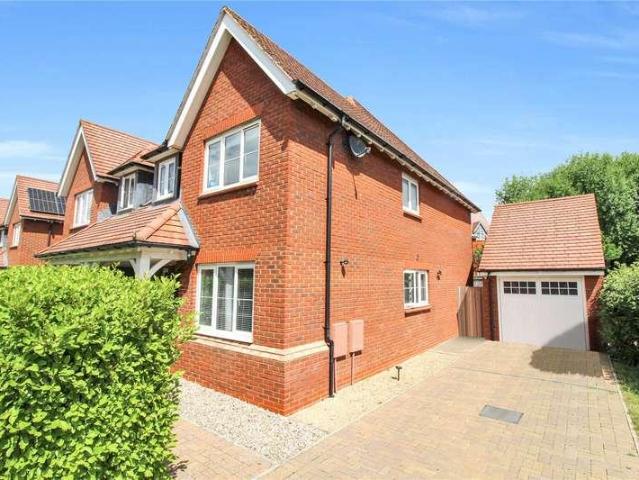 4 bed house for sale