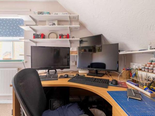 4 bed house for sale