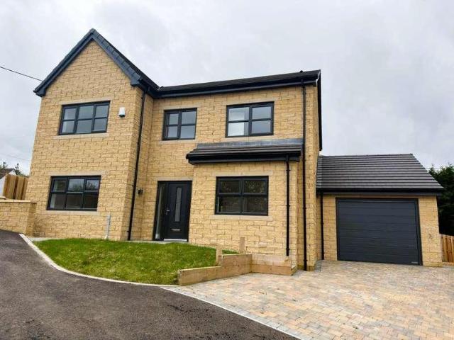 4 bed house for sale