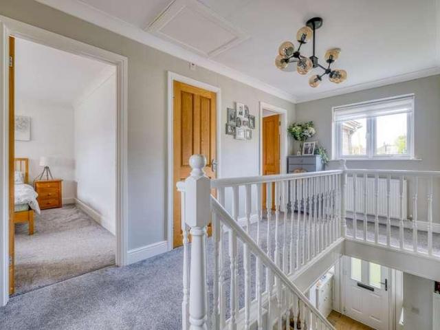 4 bed house for sale