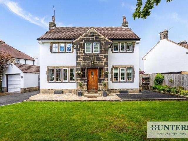 4 bed house for sale