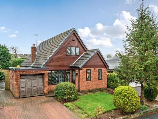 4 bed house for sale