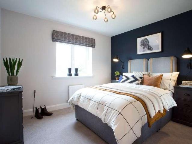 4 bed house for sale