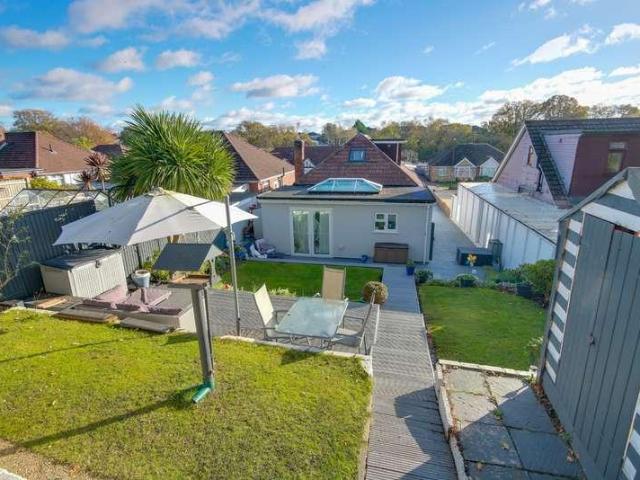 4 bed house for sale