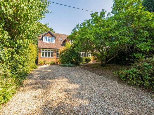 4 bed house for sale