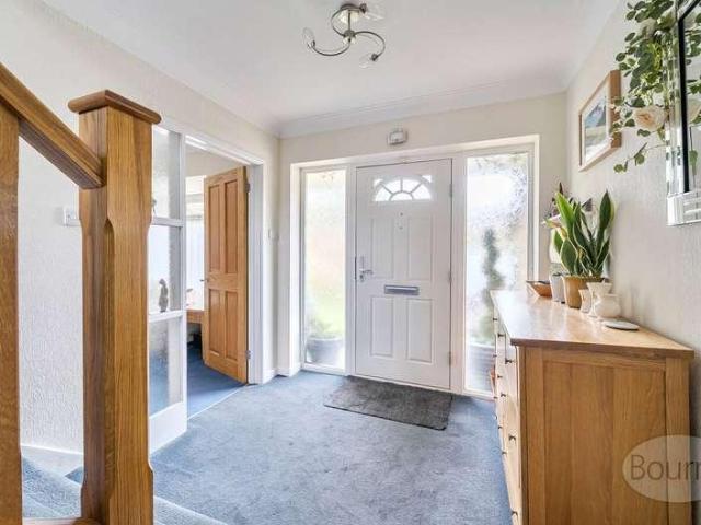 4 bed house for sale