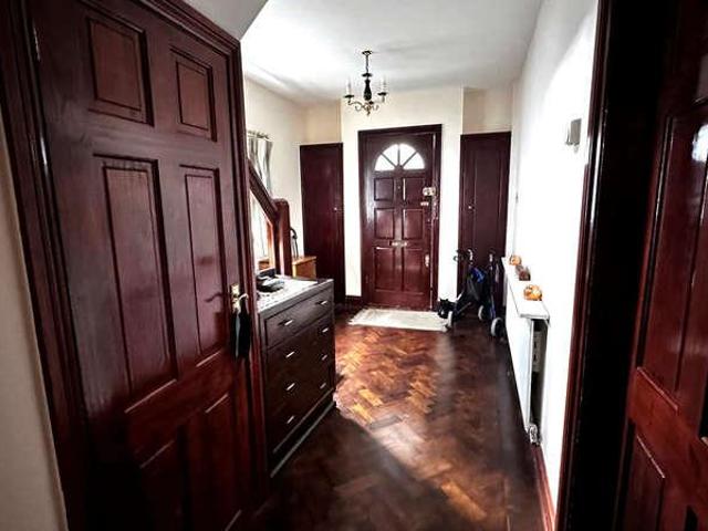 4 bed house for sale