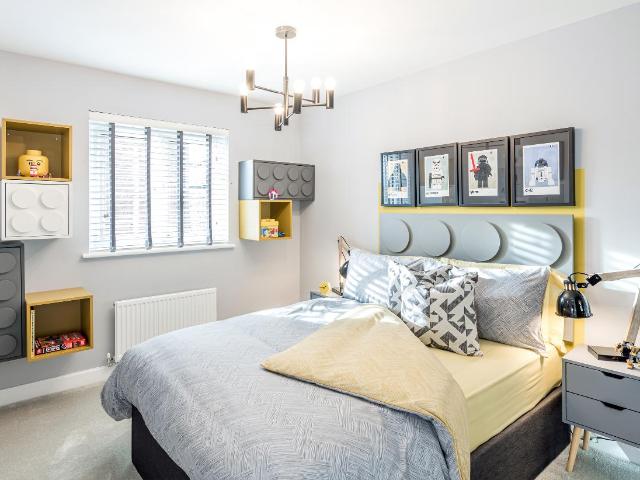 4 bed house for sale
