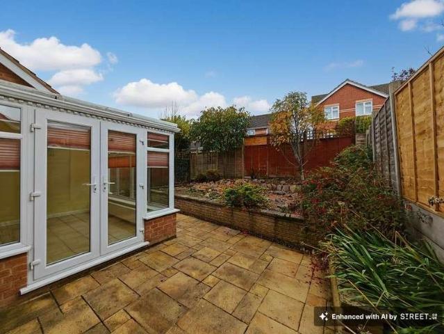 4 bed house for sale