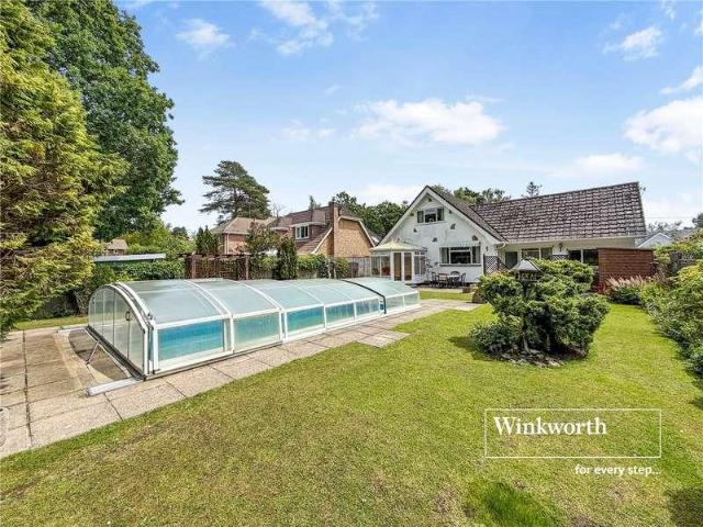 4 bed house for sale